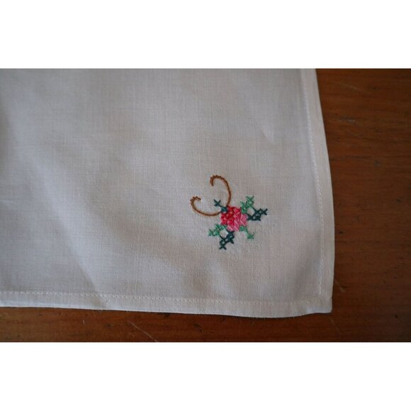 4 Vintage Napkins Ivory With Embroidered Flower Cotton Napkins NOS - Picture 3 of 3